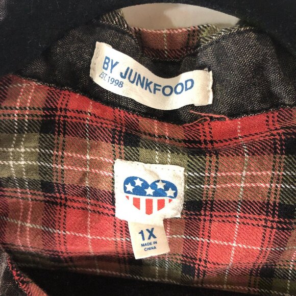 By Junkfood Womens Flannel Shirt Chest Pockets Cotton Plaid Pink Green 1X - Picture 3 of 4
